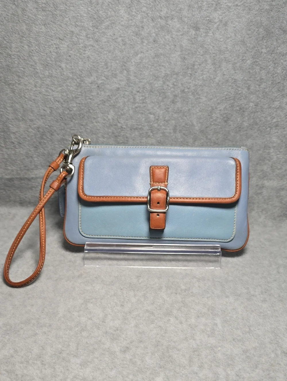 Coach Vintage Hamptons Light Blue and Tan Leather Wristlet